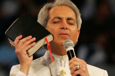 bennyHinn2010-c