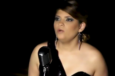 yadiraMatos2012-03