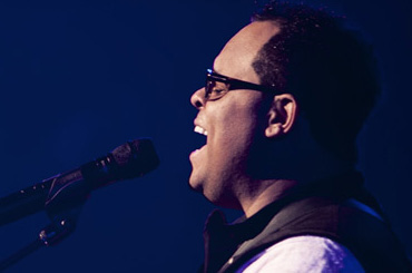 Israel Houghton