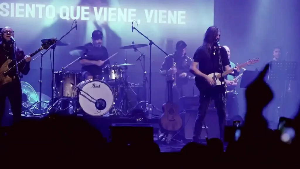 Viene: el poderoso tema en vivo de Rescate entreCristianos Viene el poderoso tema en vivo de Rescate desde Vorterix