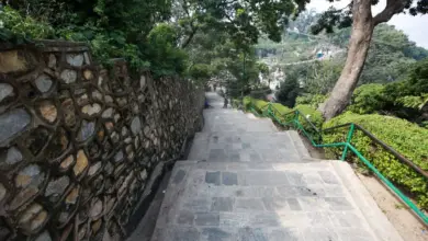 Proverbios, propuestas para una vida mejor : Hay caminos que al hombre le parecen derecho