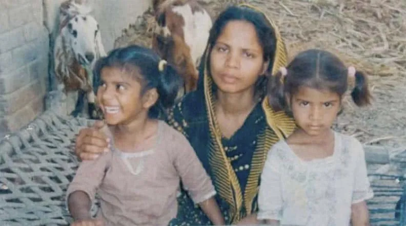 Las dos hijas de Asia Bibi están fuera de Pakistán