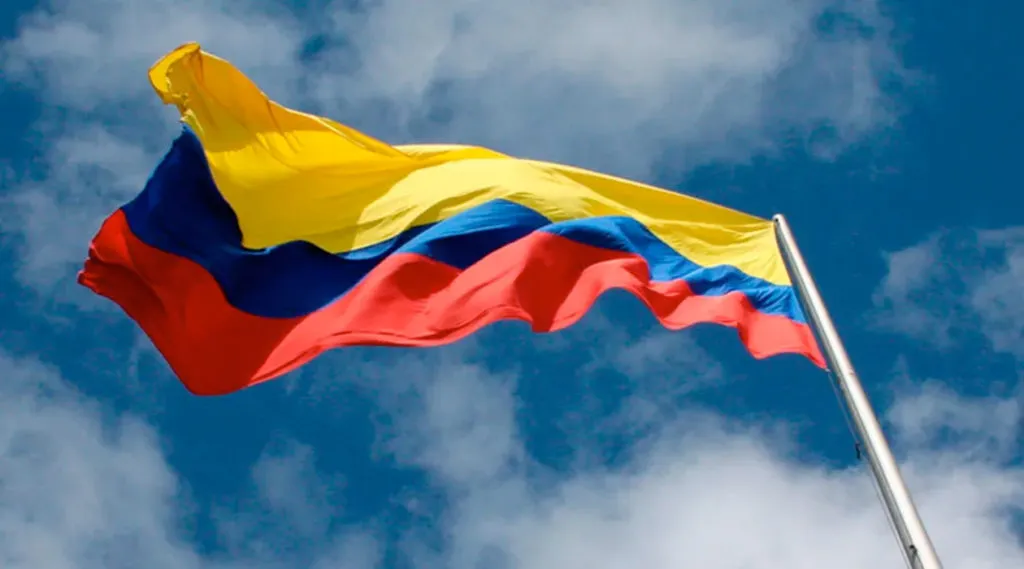 Cantantes cristianos se levantan en intercesión por Colombia