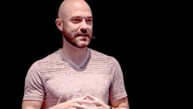 Joshua Harris vende curso para deconstruir la fe