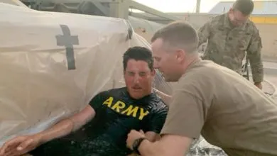 Militares bautizados en el desierto
