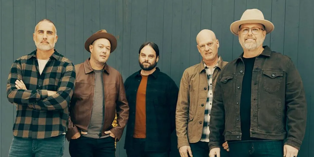 Tras 2 años de espera MercyMe estrena «Then Christ Came» entreCristianos Tras 2 años de espera MercyMe estrena «Then Christ Came»