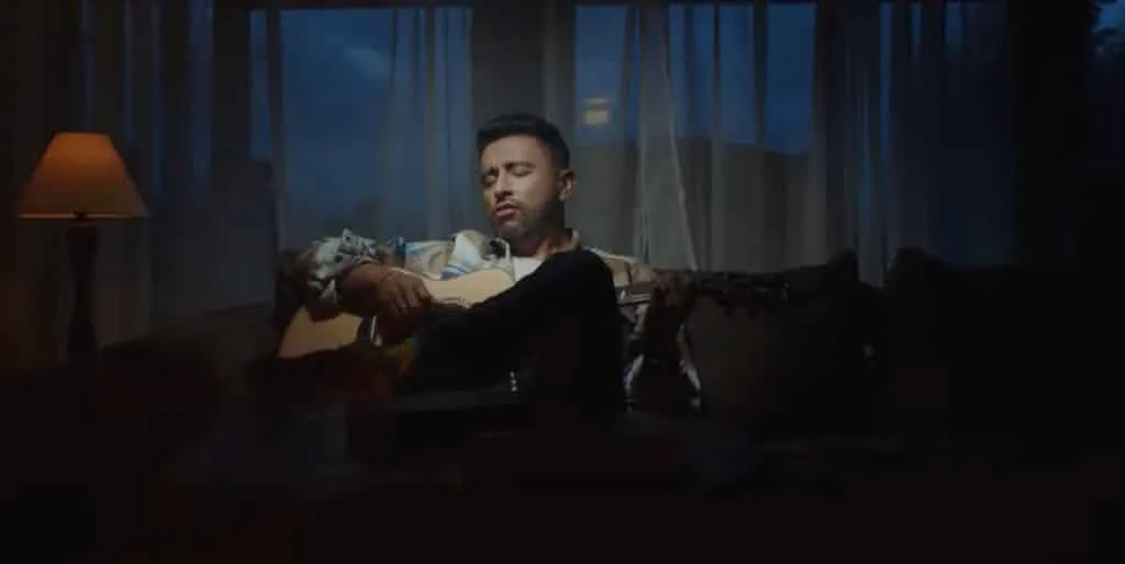 «Irremplazable», la nueva propuesta de Alex Campos