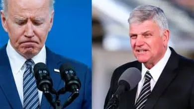 Franklin Graham insta a orar por la salud de Joe Biden