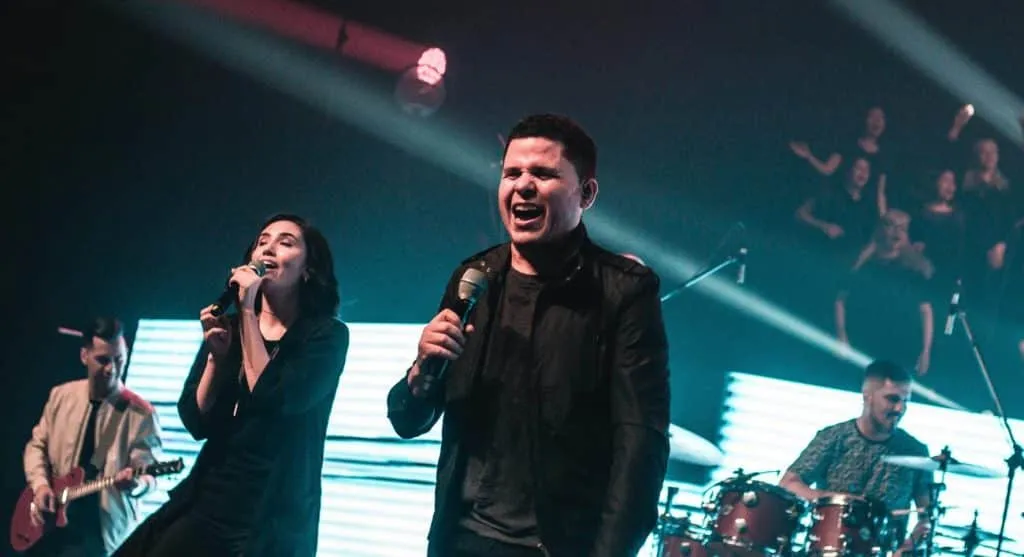 CFAMUSIC lanza un grito de guerra con A Viva Voz