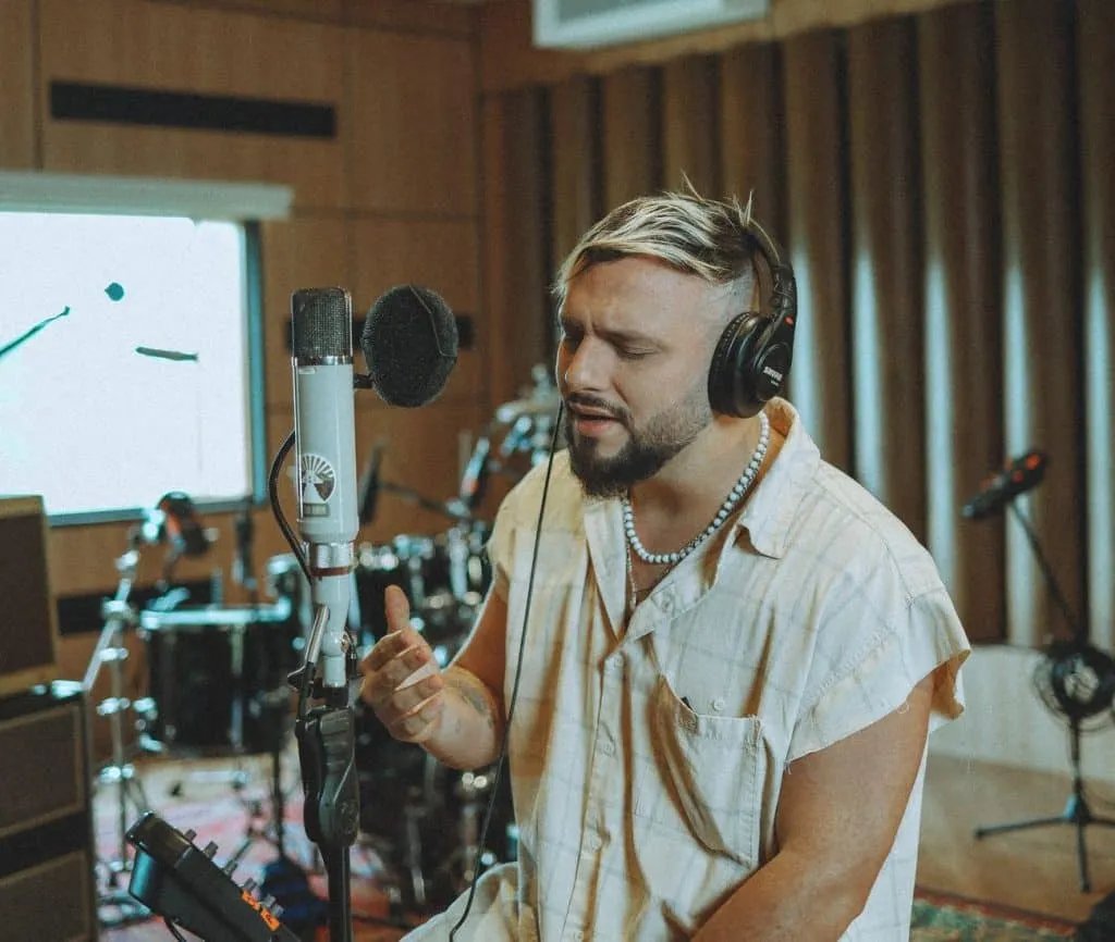 MAGNÉTICO🧲 el nuevo sencillo de Living entreCristianos MAGNÉTICO🧲 el nuevo sencillo de Living