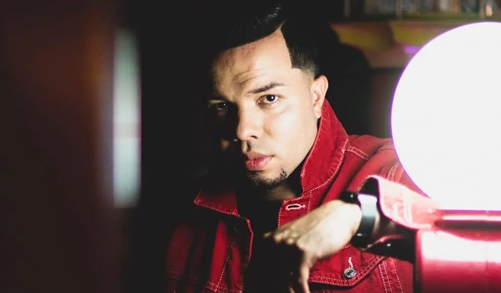 Basado en la vida real, Alex Zurdo presenta «La culpa» entreCristianos Alex Zurdo presenta su sencillo «La culpa»