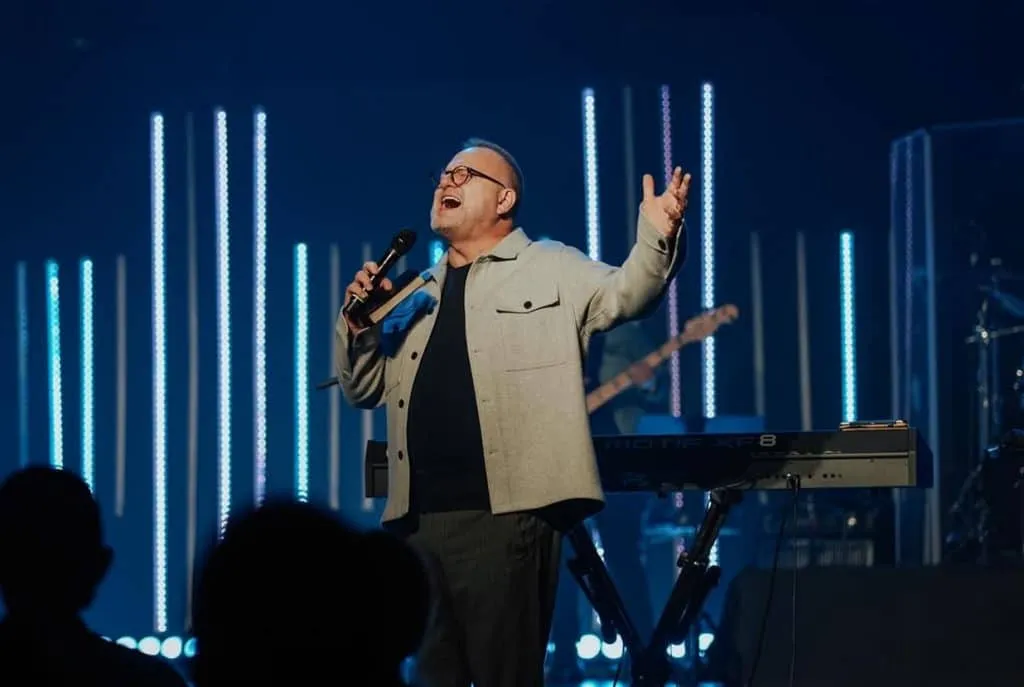 «Tu Iglesia», nuevo EP de Marcos Witt