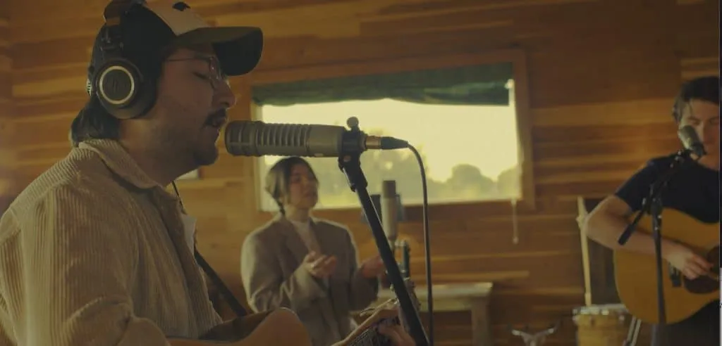 Un corazón presenta en acústico X SIEMPRE entreCristianos Un corazón presenta su sencillo acústico X SIEMPRE