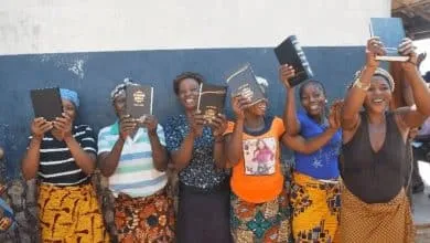 La Palabra de Dios está disponible en 27 dialectos nigerianos