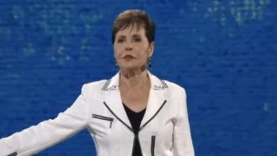 Joyce Meyer genera polémica al anunciar que se hizo 2 tatuajes