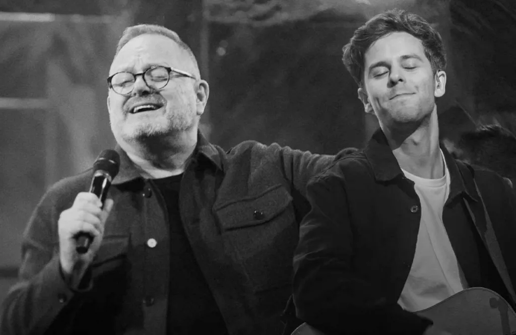 «Santo Espíritu» es lo nuevo de Marcos Witt con Ale Fdz entreCristianos «Santo Espíritu» es lo nuevo de Marcos Witt con Ale Fdz