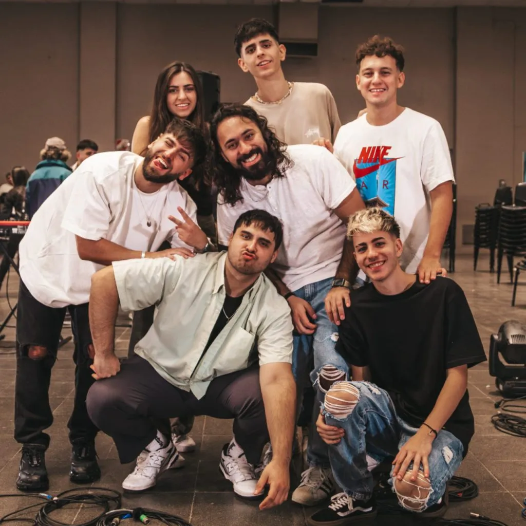 Factor de Cambio presenta su nuevo sencillo «La Noche Está Pa’ Ti» entreCristianos Factor de Cambio presenta su nuevo sencillo «La Noche Está Pa’ Ti»