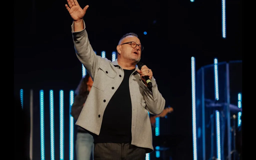 «Tu iglesia» es la nueva producción de Marcos Witt entreCristianos «Tu iglesia» es la nueva producción de Marcos Witt