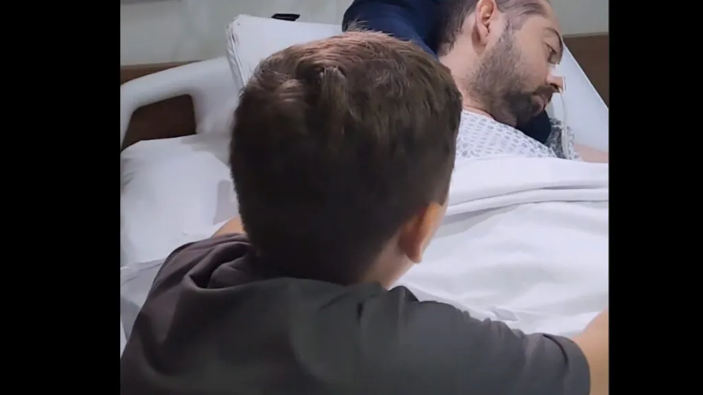Conmovedor video de un niño orando se vuelve viral entreCristianos Video de un niño orando