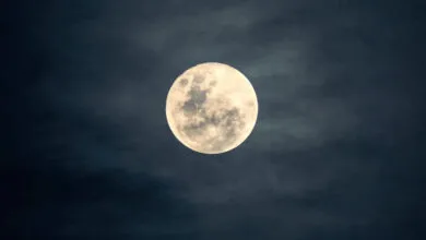 La luna se reduce ¿Señal de los tiempos?