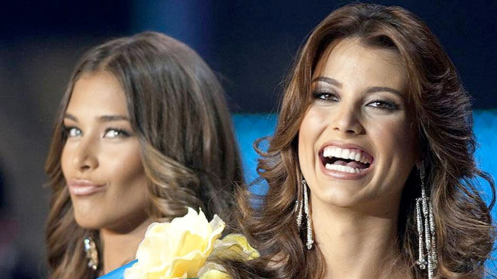 Dayana Mendoza bautiza a Stefanía Fernández entreCristianos Dayana Mendoza bautiza a Stefanía Fernández: