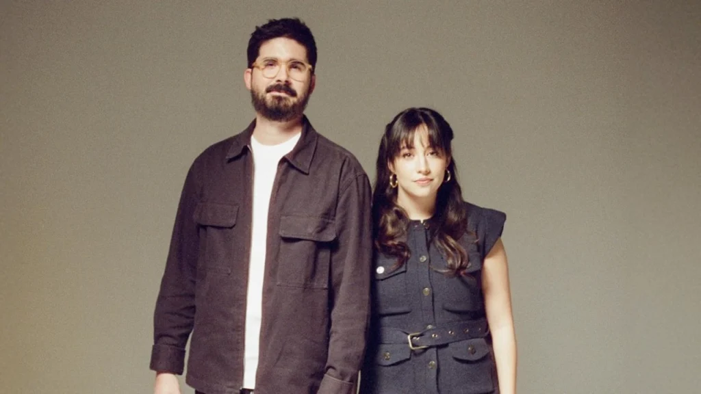 Majo y Dan estrenan «Juró Volver» como parte de su nuevo EP Noche entreCristianos Majo y Dan estrenan «Juró Volver» como parte de su nuevo EP Noche