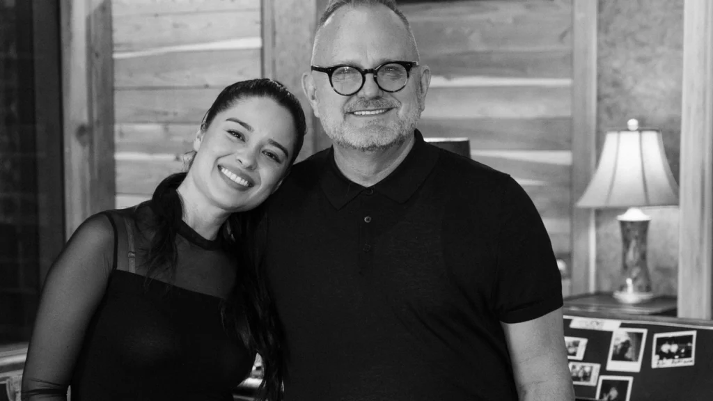 Marcos Witt lanza “Cuán bello es el Señor” con Sarai Rivera entreCristianos Marcos Witt lanza “Cuán bello es el Señor” con Sarai Rivera