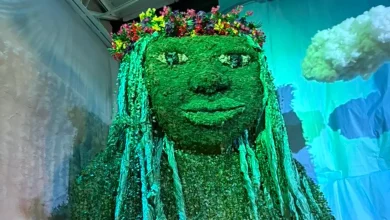 Polémica en la iglesia creadora de la aplicación YouVersion por exhibir estatua de una diosa entreCristianos Polémica en Life.Church creadora de la aplicación YouVersion por exhibir estatua de una diosa