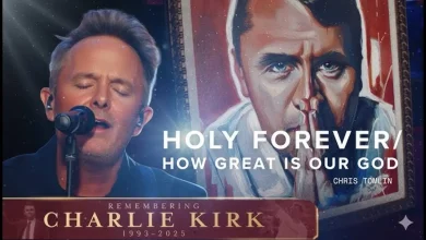 Chris Tomlin guía adoración y un emotivo mensaje en el funeral de Charlie Kirk entreCristianos Chris Tomlin guía emotivo mensaje en el funeral de Charlie Kirk