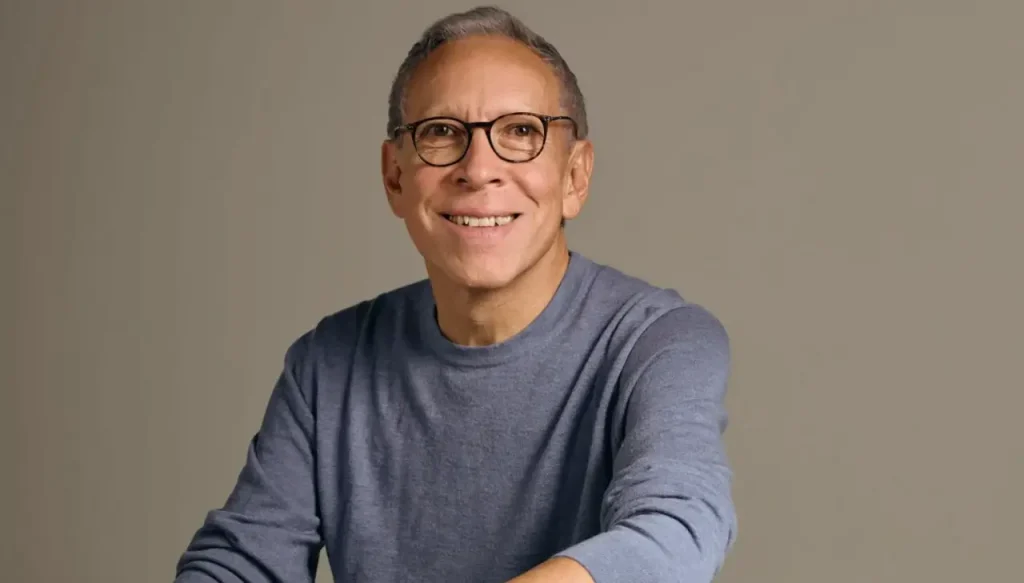 Para esta navidad Marco Barrientos presenta "El regalo de tu amor"