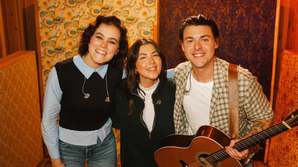 ECCOS y TAYA exaltan a Cristo con su nuevo sencillo «The Glory of God»