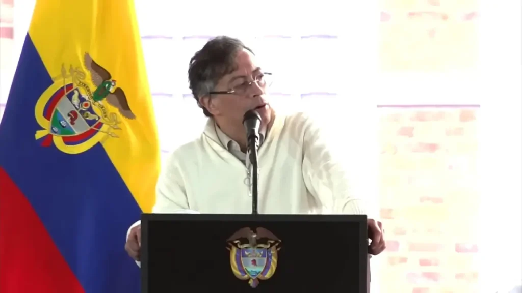 Gustavo Petro genera polémica con declaraciones sobre Jesús entreCristianos Gustavo Petro genera polémica con declaraciones sobre Jesús