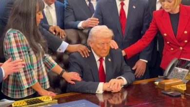 Pastores evangélicos oran por Donald Trump en la Casa Oval en medio del conflicto con Irán