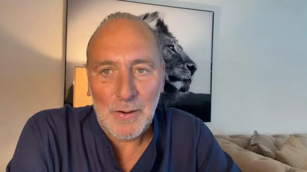 Brian Houston niega el hackeo de su cuenta tras video obsceno