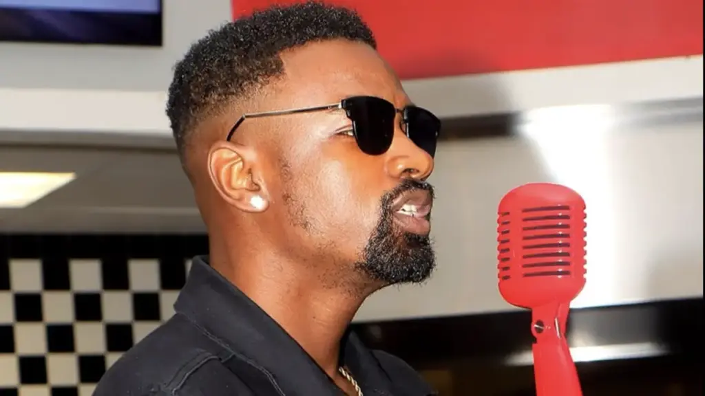 CJ Bracy: El cantante que rechazó un contrato millonario que le obligaba a no hablar de Jesús entreCristianos CJ Bracy: El cantante que rechazó un contrato millonario que le obligaba a no hablar de Jesús