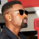 CJ Bracy: El cantante que rechazó un contrato millonario que le obligaba a no hablar de Jesús
