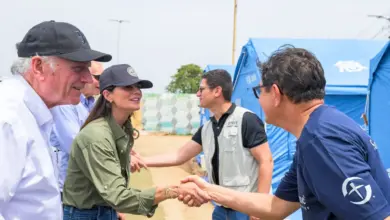 Franklin Graham visitó Venezuela tras el terremoto entreCristianos Franklin Graham visita Venezuela tras el terremoto