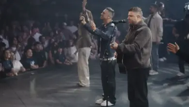 Miel San Marcos y Gateway Worship se unen en la poderosa versión bilingüe de «CRISTO» entreCristianos Miel San Marcos y Gateway Worship se unen en la poderosa versión bilingüe de «CRISTO»