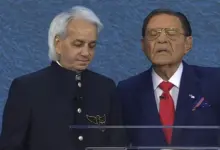 Benny Hinn defiende a Kenneth Copeland frente a críticas por la teología de la prosperidad y el rechazo de Justin Peters entreCristianos Benny Hinn defiendió a Kenneth Copeland y exige respeto ante el "juicio" de las redes