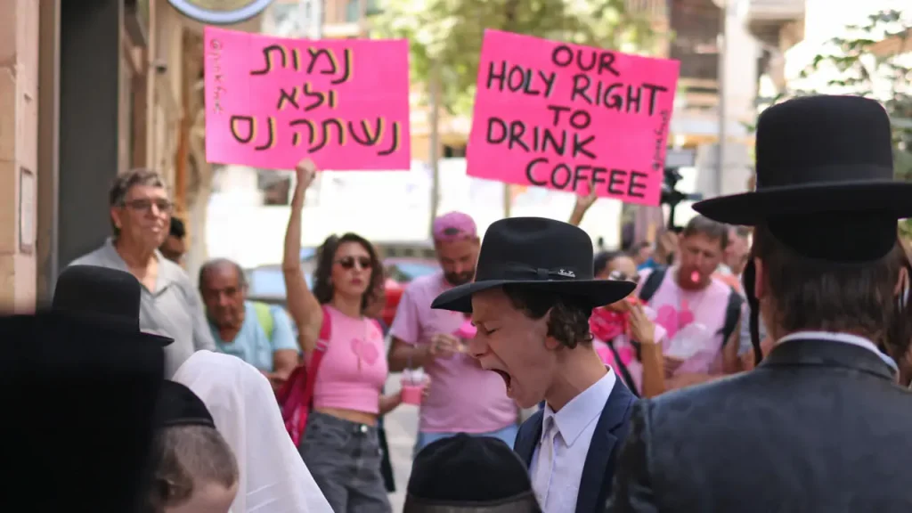 Café Basimta: tensión en Jerusalén por el Shabat: la cafetería judío-mesiánica que divide a Jerusalén cada sábado